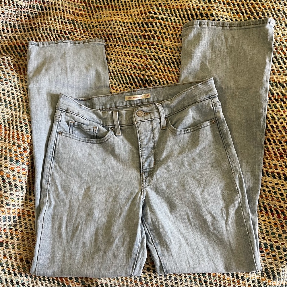 Levi’s Shaping Bootcut Jeans